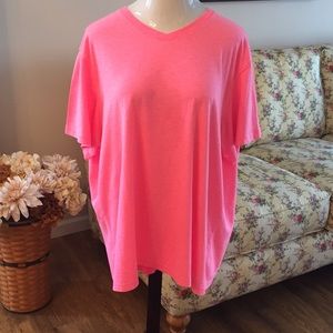 Oversized pink T-shirt